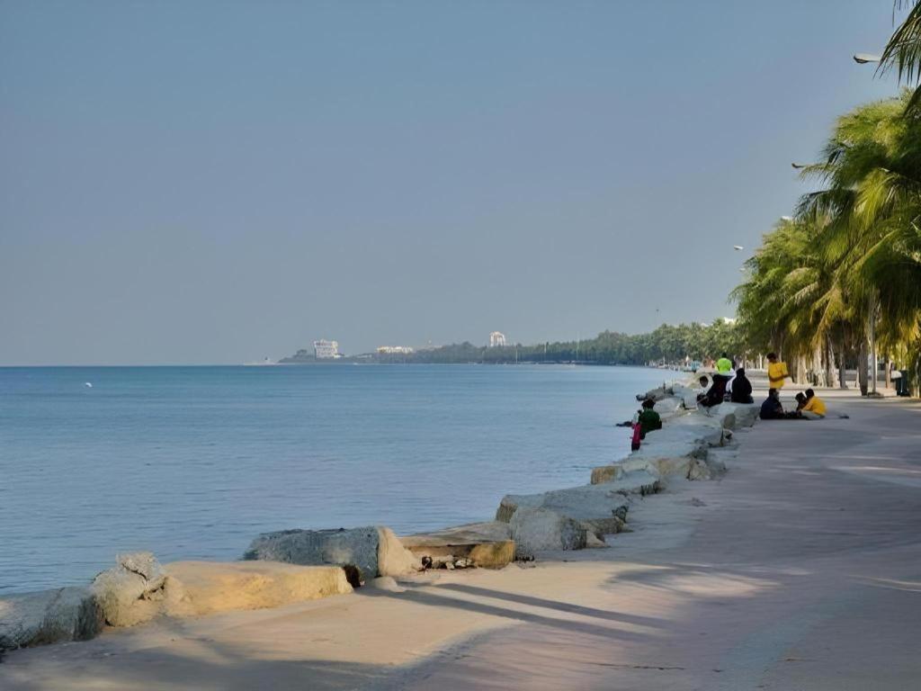 Tontalay Hotel Bangsaen Exteriér fotografie